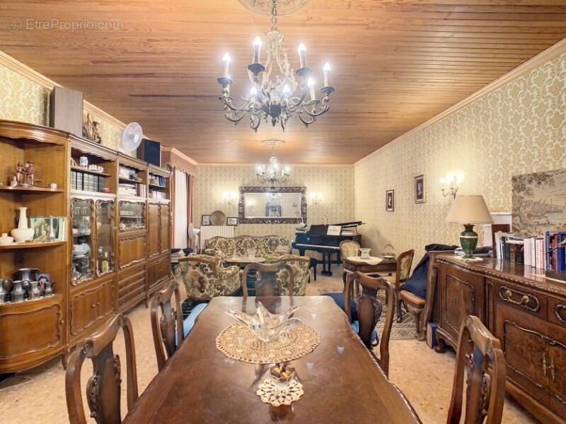 Maison à OLONZAC