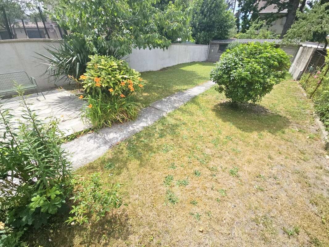 Maison à LIVRY-GARGAN