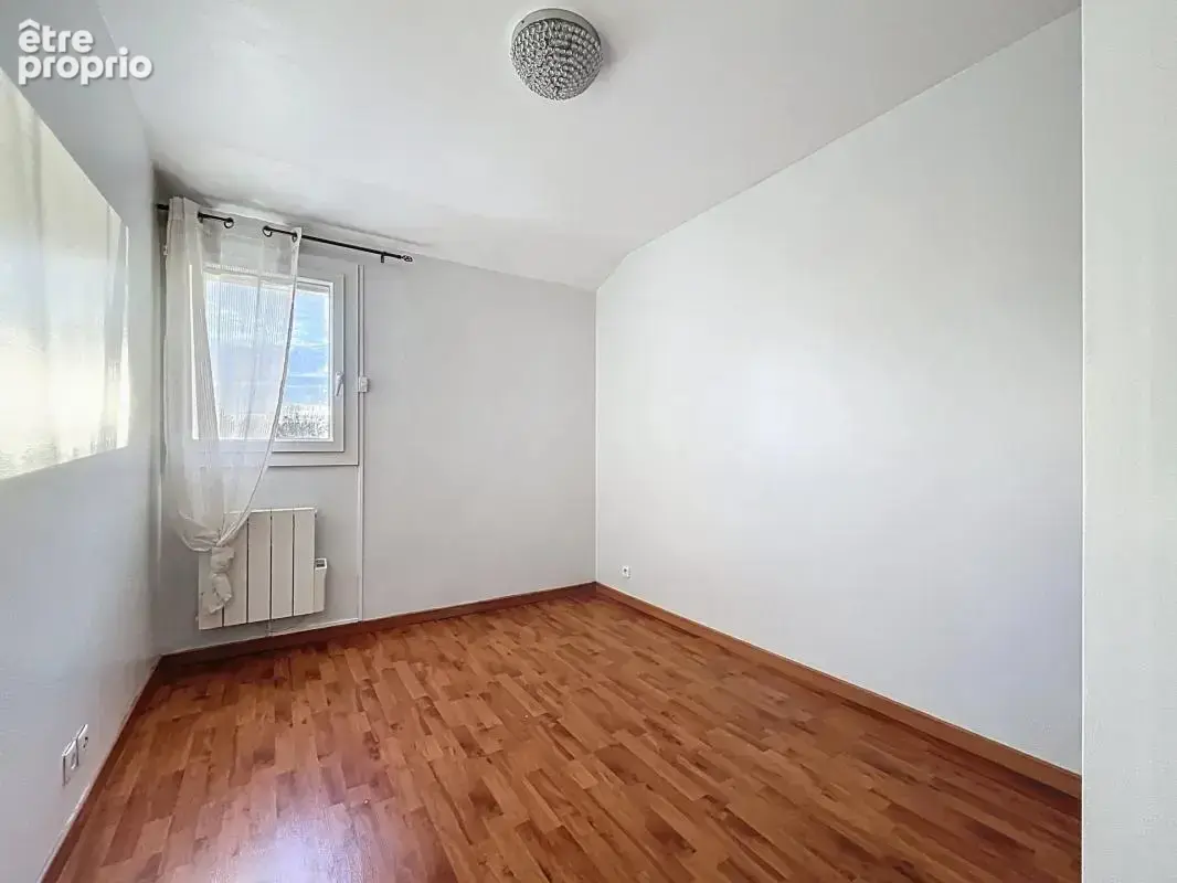 Duplex moderne, faibles charges à Montigny-le-Bretonneux - photo 8