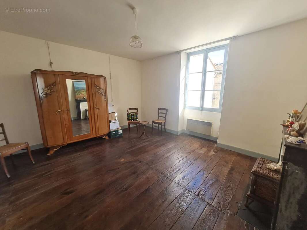 Maison à VERTEUIL-SUR-CHARENTE