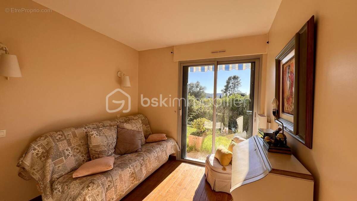 Maison à LA COLLE-SUR-LOUP