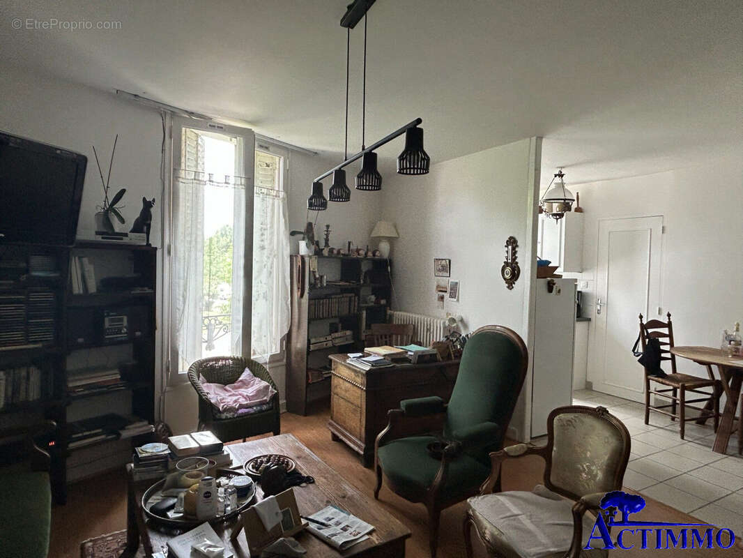 T3 1er - Appartement à JOIGNY
