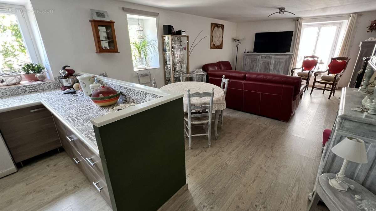 Maison à SAINT-AMBROIX