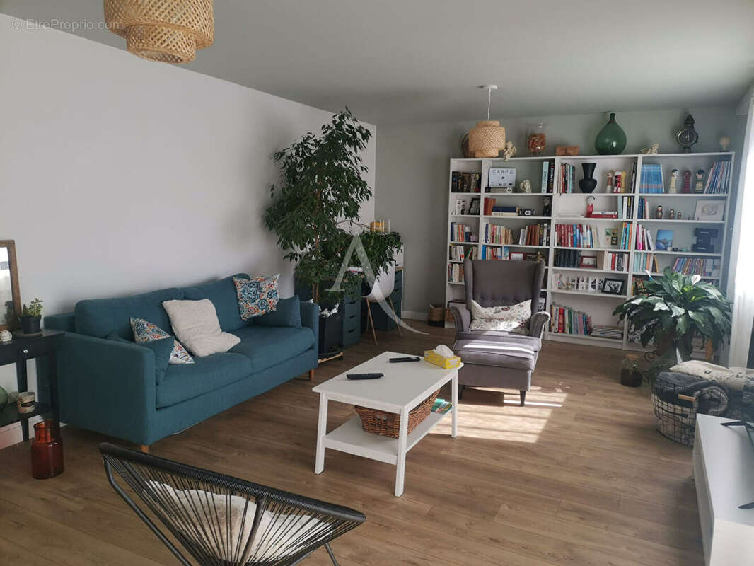 Maison à SAINT-SULPICE