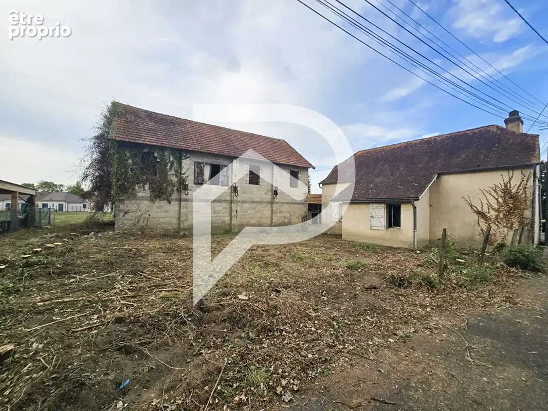 Maison de 78 m² et dépendances, sur un terrain de 637 m². - photo 9