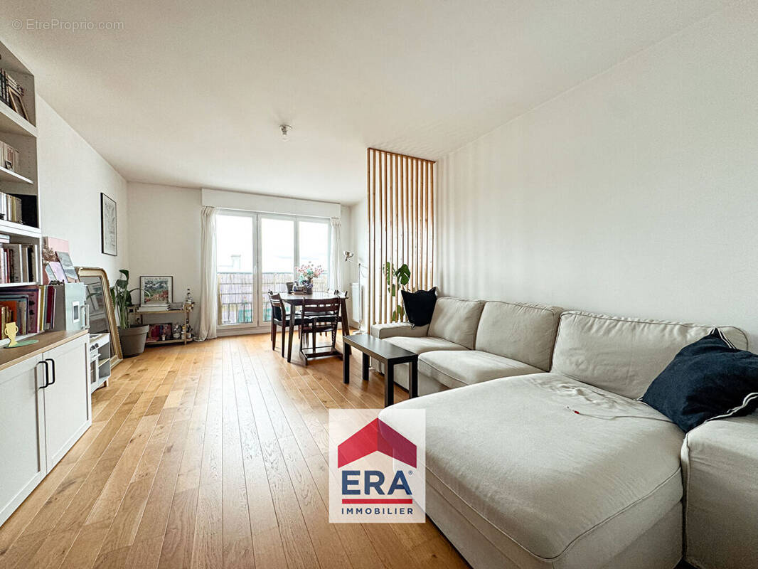 Appartement à SARTROUVILLE