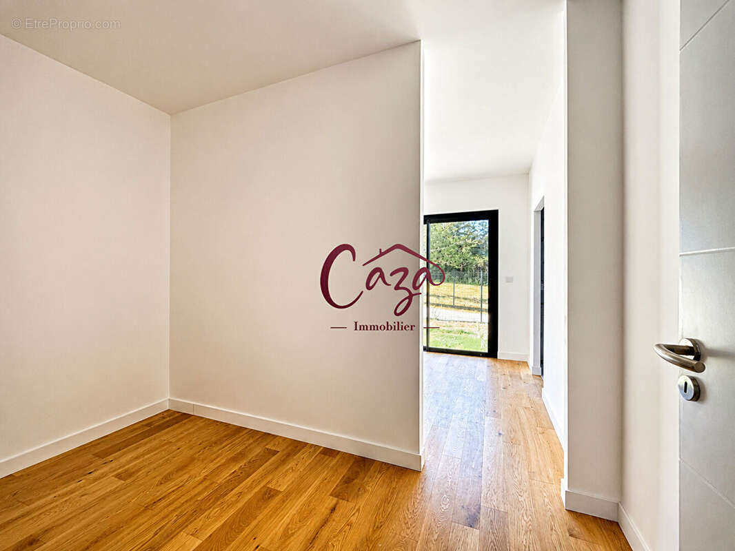 Maison neuve SALLEBOEUF Centre Bourg - photo 12