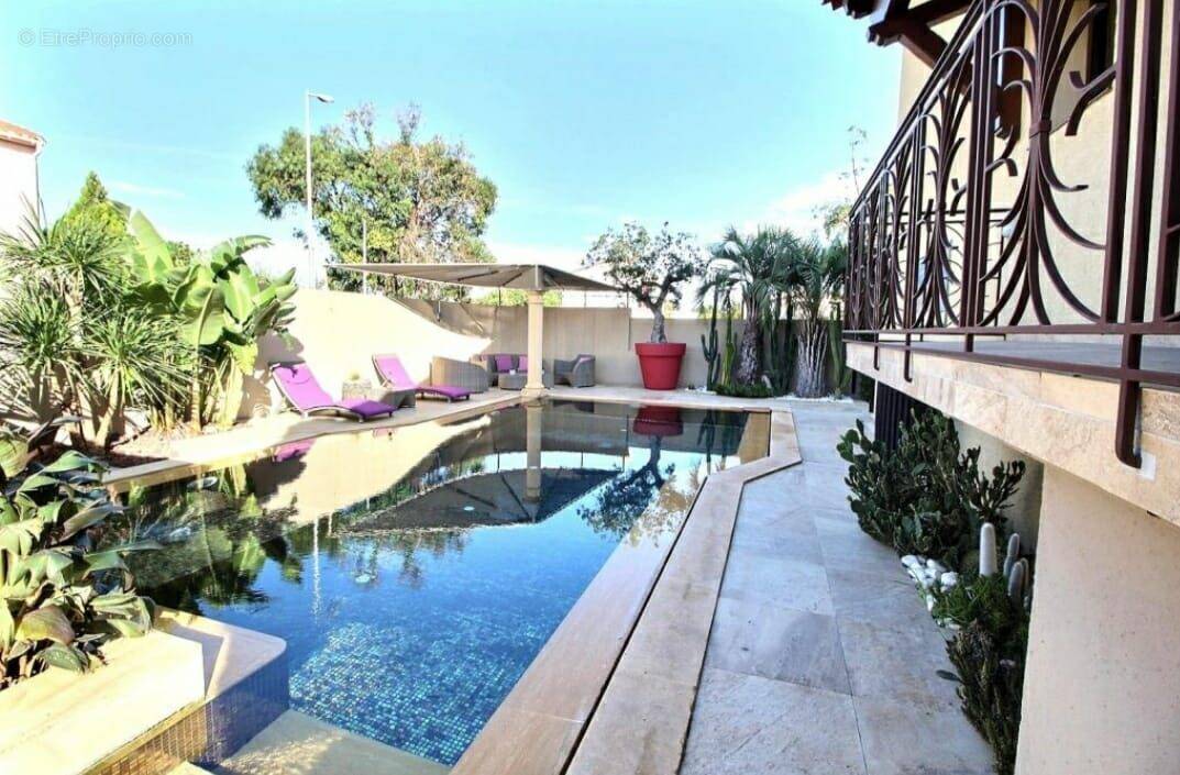 Maison à SAINT-CYPRIEN