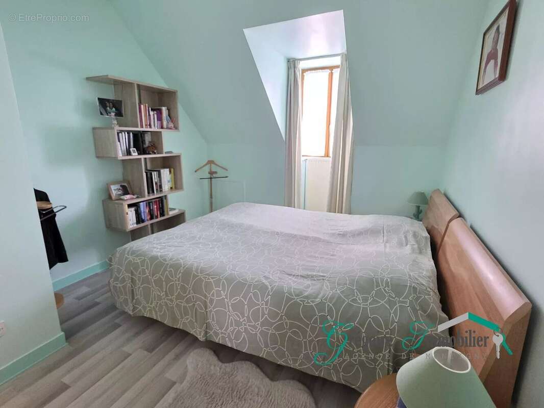 Maison à LA GENEVRAYE