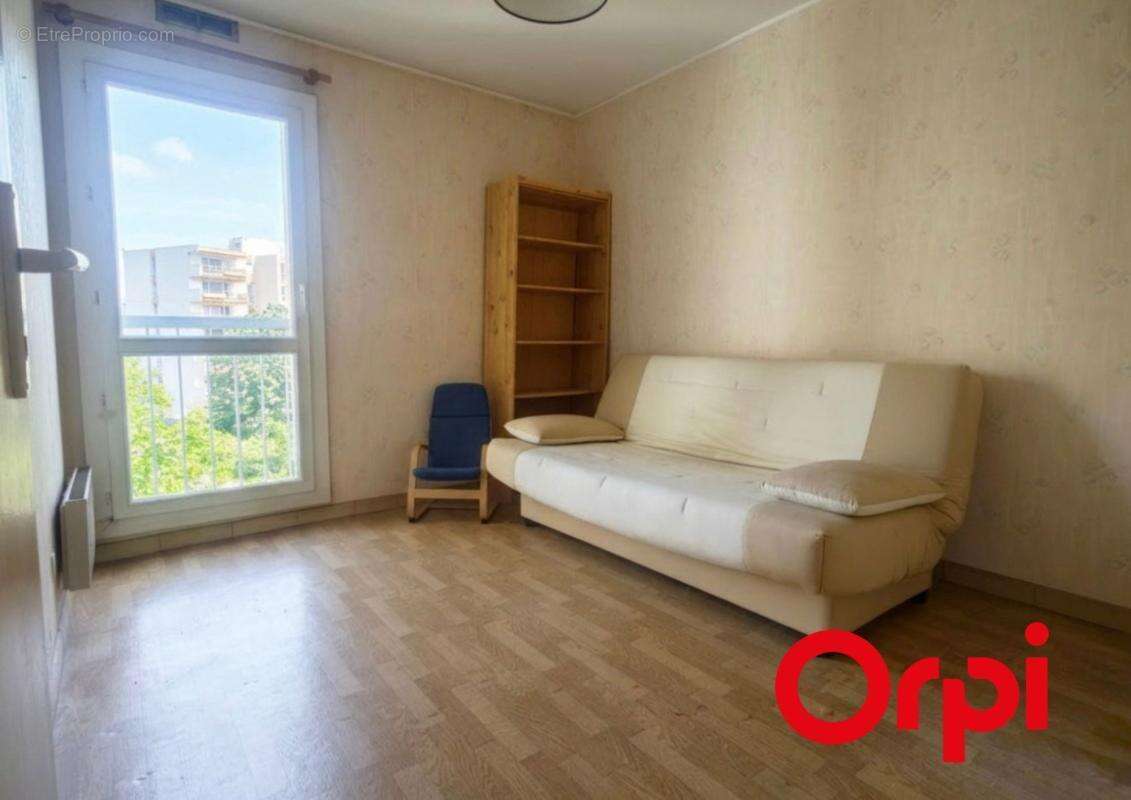 Appartement à LYON-8E