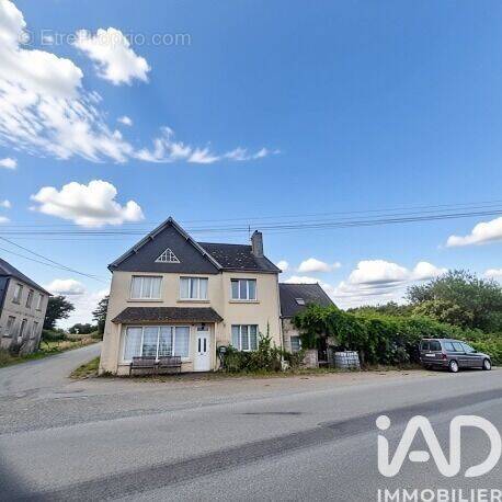 Photo 1 - Maison à LOHUEC