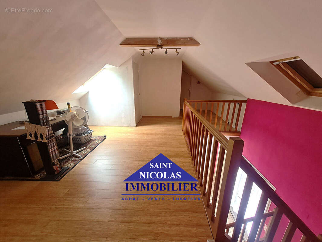 Maison à SAINT-AUBIN-DES-CHATEAUX