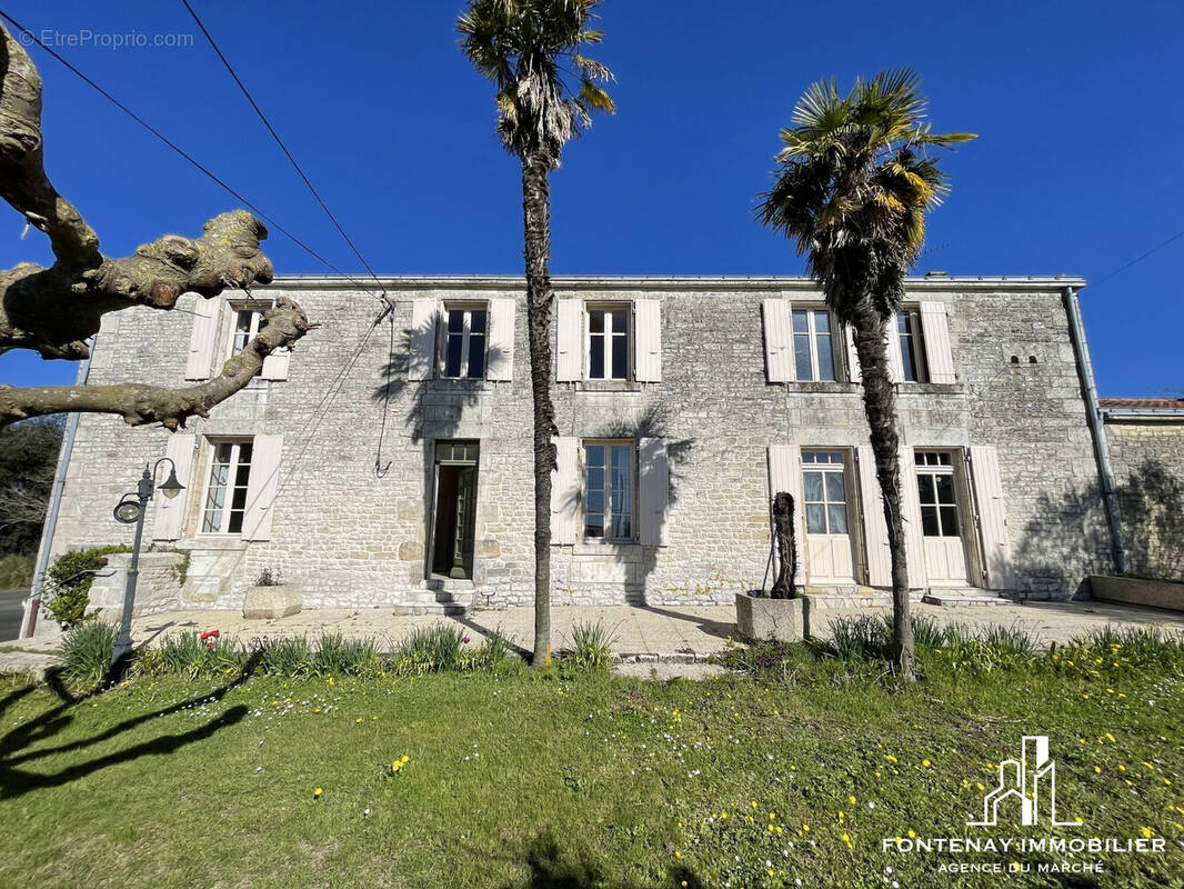 Maison à NIEUL-SUR-L'AUTISE
