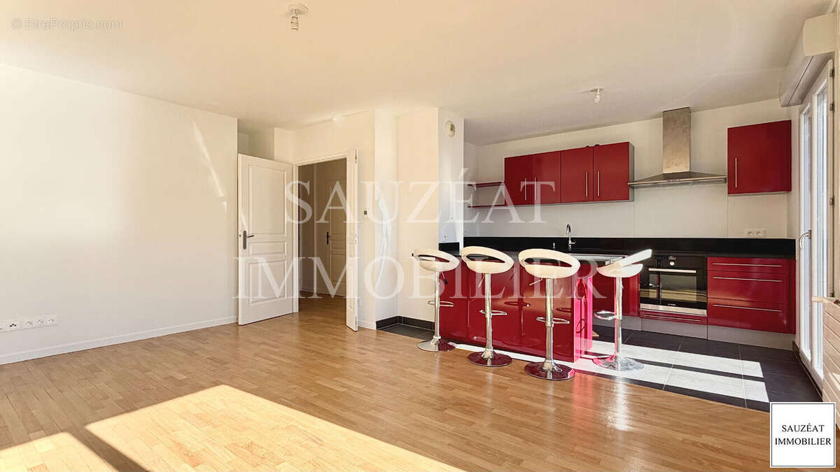 Appartement à MONTROUGE