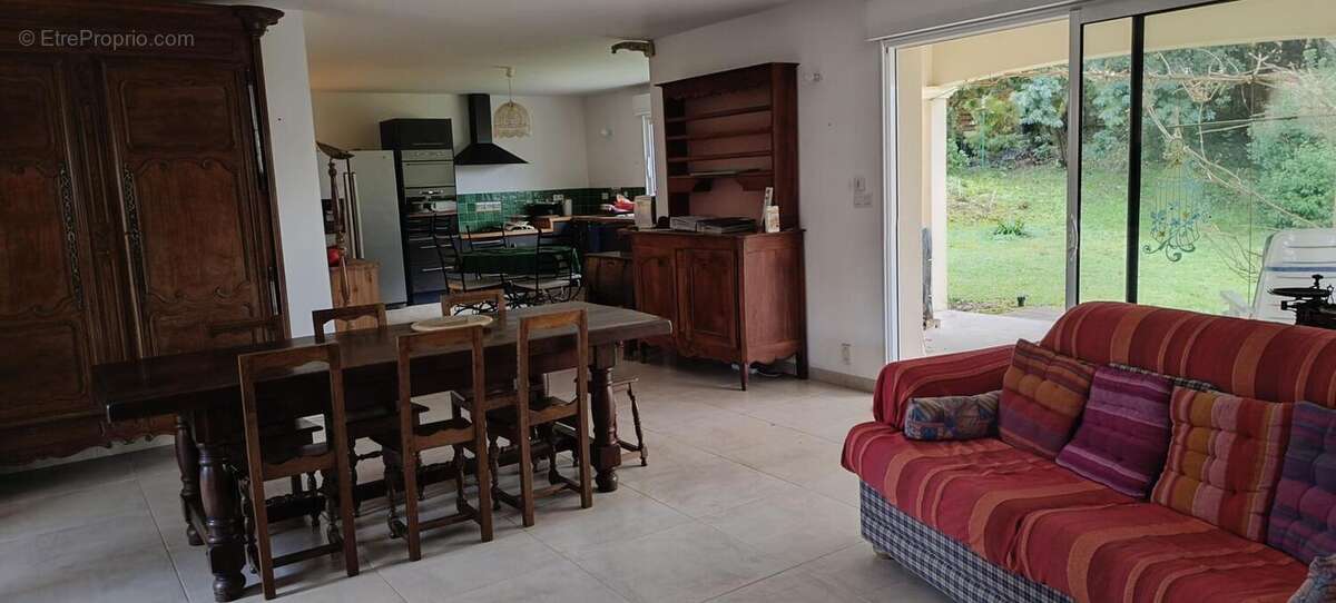 Maison à MESCHERS-SUR-GIRONDE