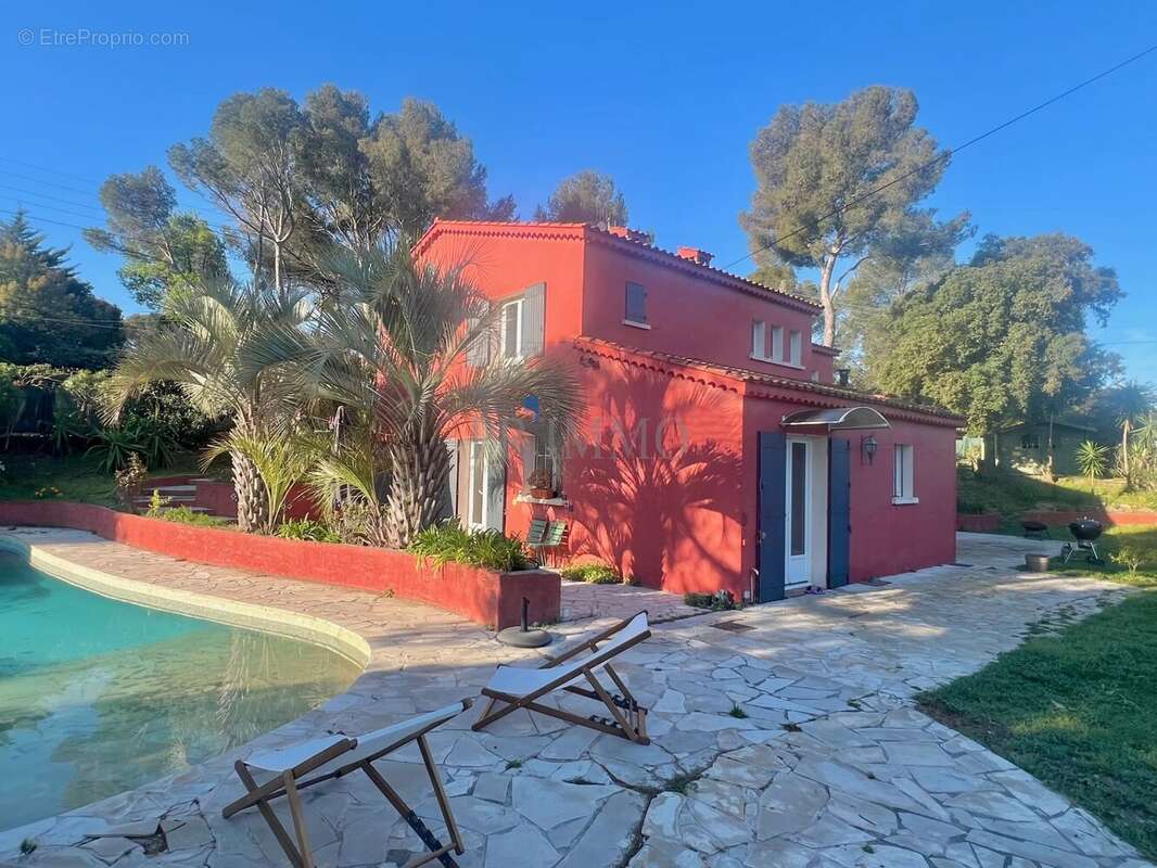 Maison à SAINT-RAPHAEL