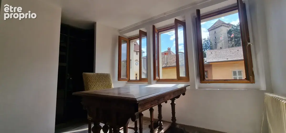 Appartement T2 centre historique ANNECY - photo 7