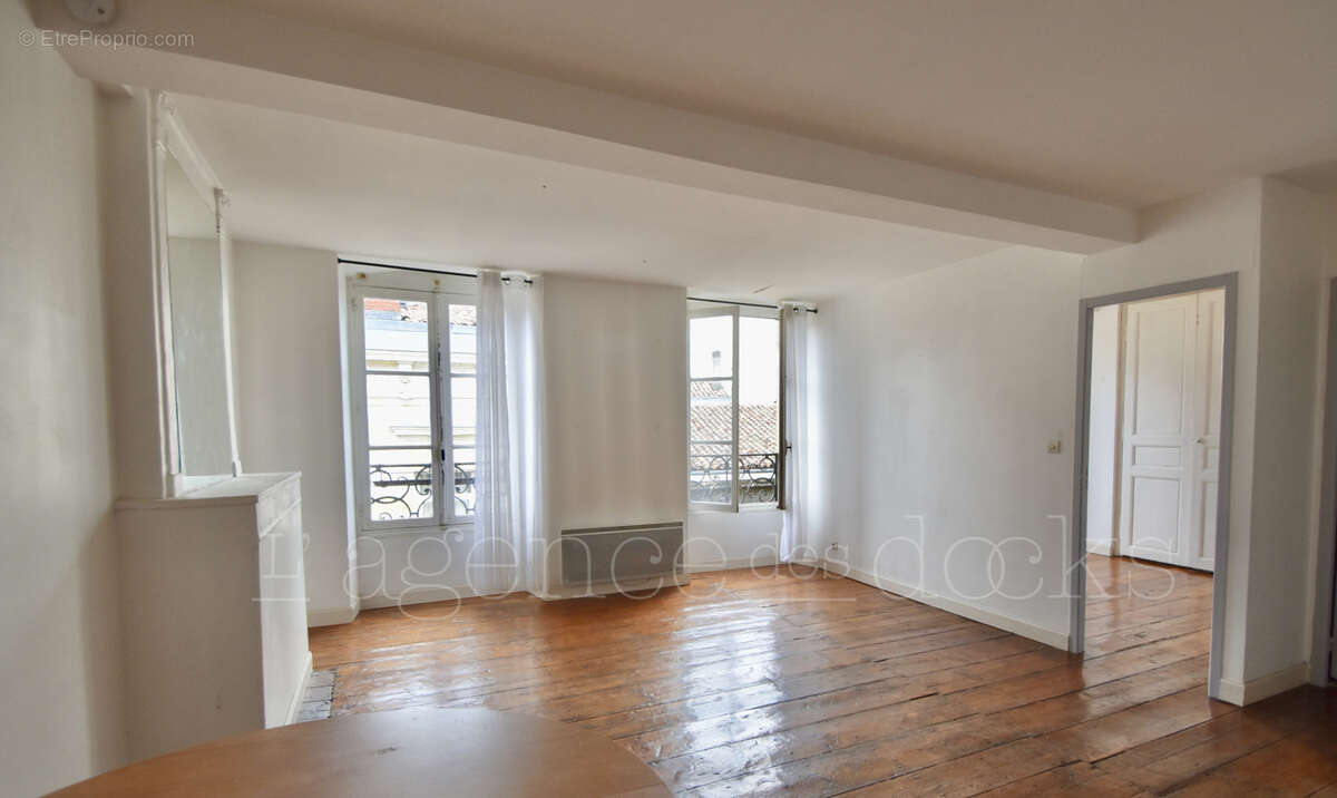 Appartement à BORDEAUX