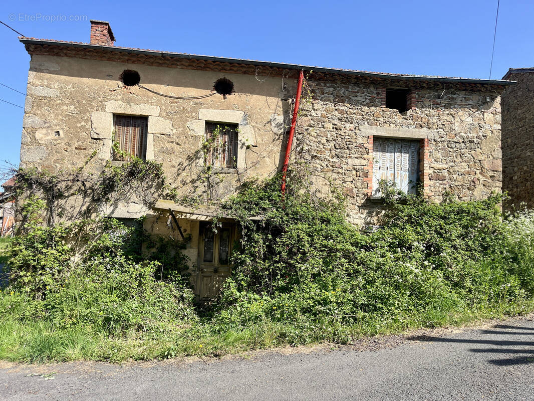 Maison à SAUXILLANGES