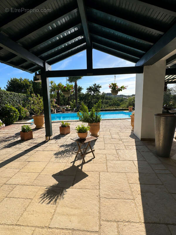 Maison à BASSUSSARRY