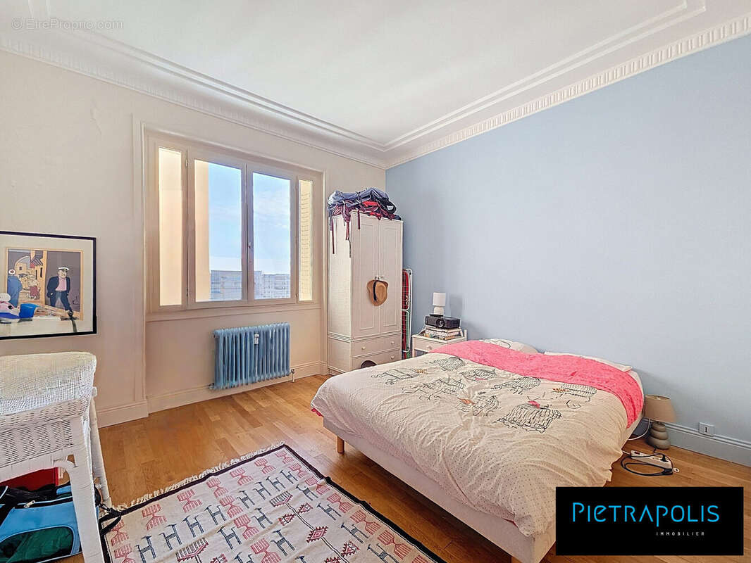 Appartement à LYON-8E
