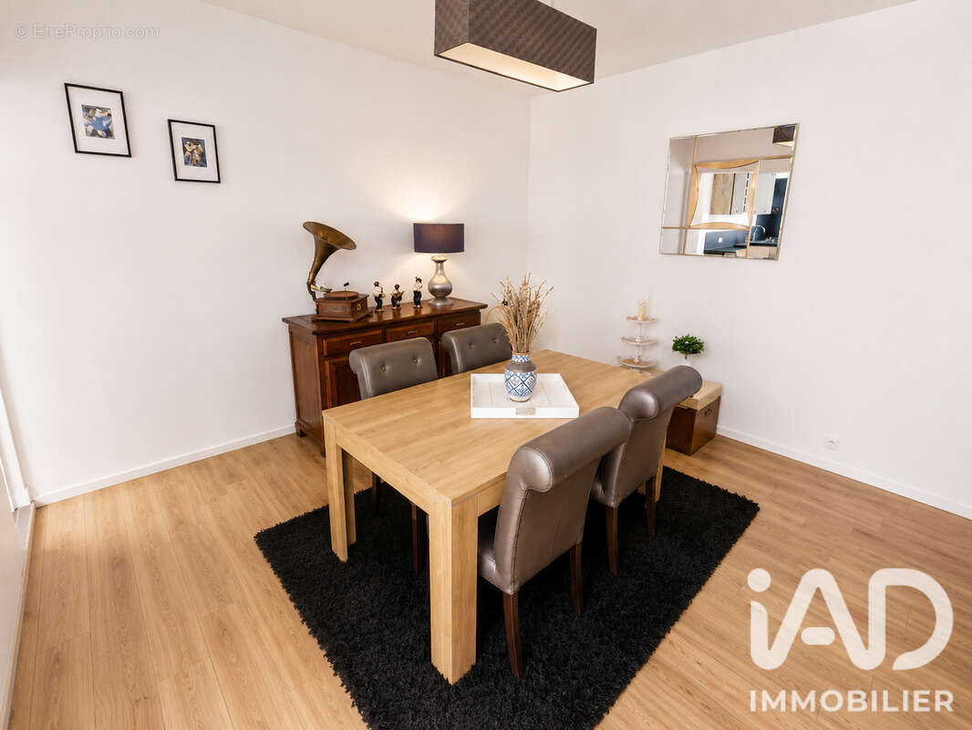 Maison 138 m² à Saint-Nazaire  - photo 2