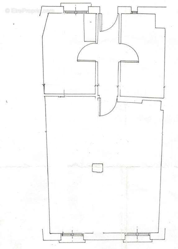 Appartement à PARIS-3E