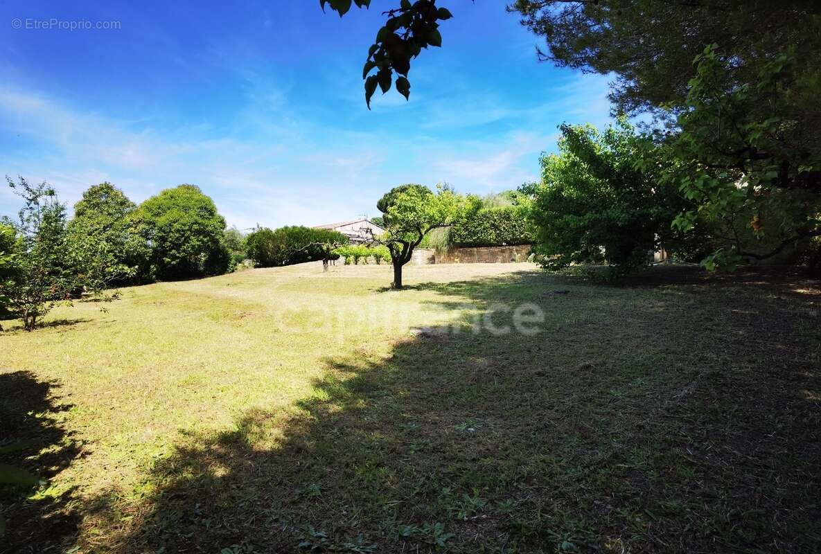 A 5 mn d'UZES (30) Maison de plain-pied 125 m2 avec vue panoramique - photo 8