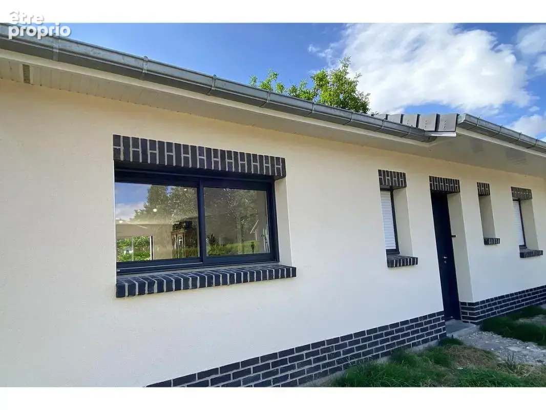 Photo Maison à Bonnieres au prix de 198 930€