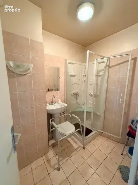 Montpellier en proximité du centre-ville, T4 de 79,36 m2 en dernier étage avec balcon et cave - photo 12