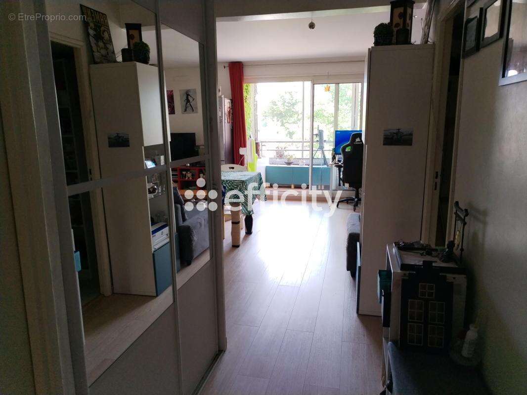 Appartement à MONTIGNY-LE-BRETONNEUX
