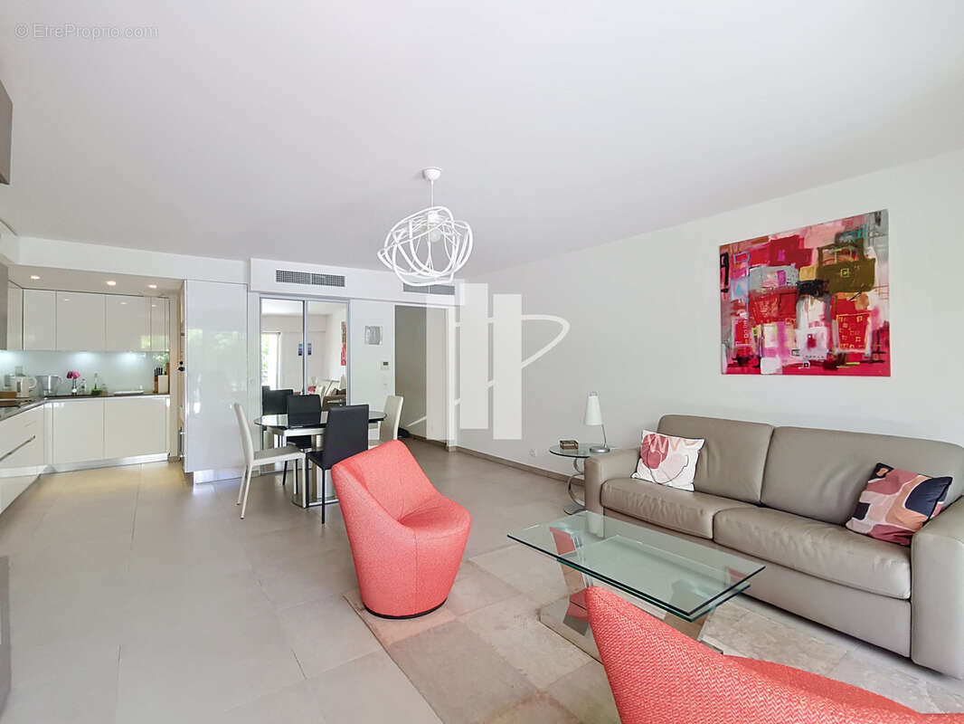 Appartement à SAINT-RAPHAEL
