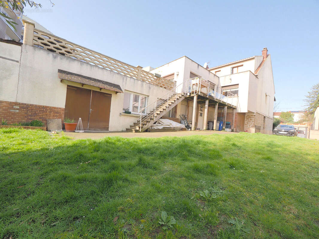Maison à NOISY-LE-SEC