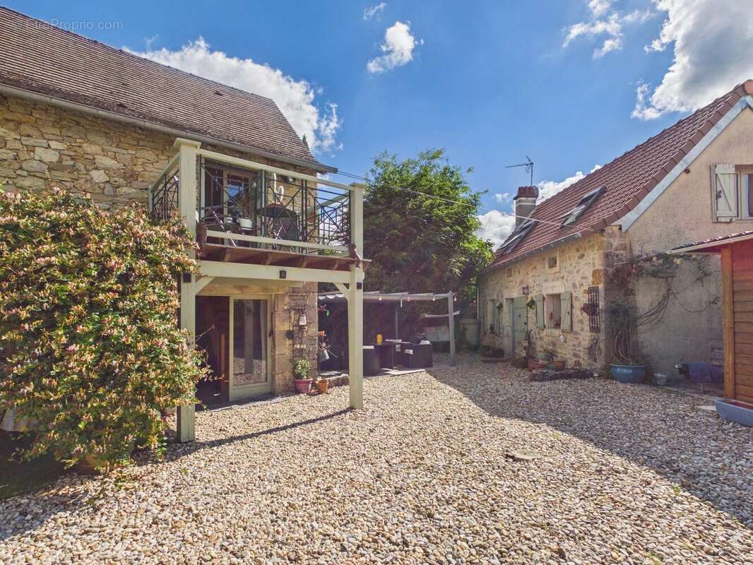 Maison à VILLENEUVE