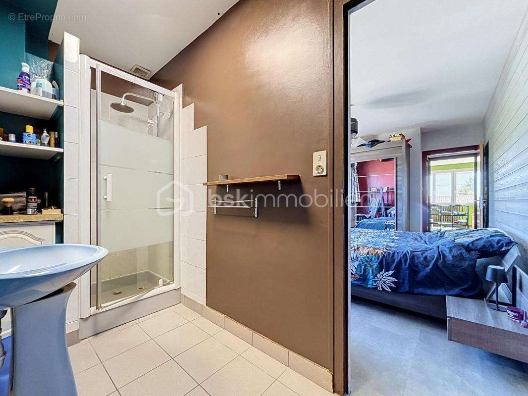 Maison familiale.5 Chambres - photo 6