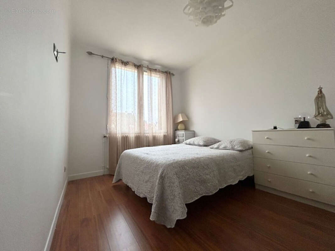 Maison à SARTROUVILLE