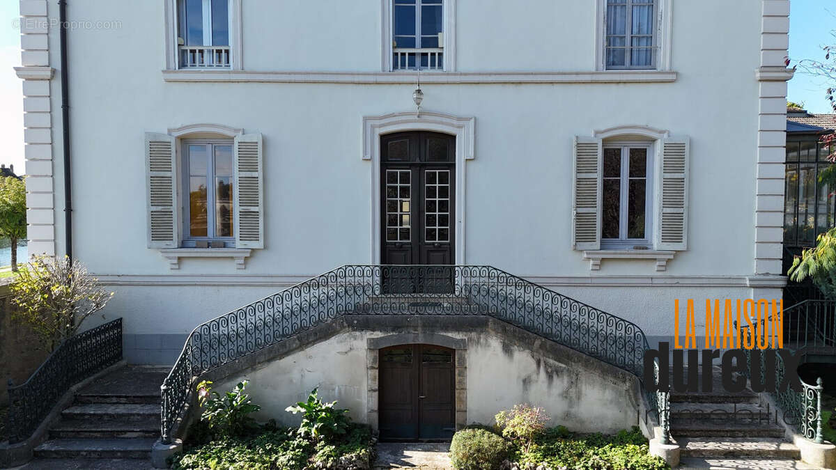 Maison à GRAY
