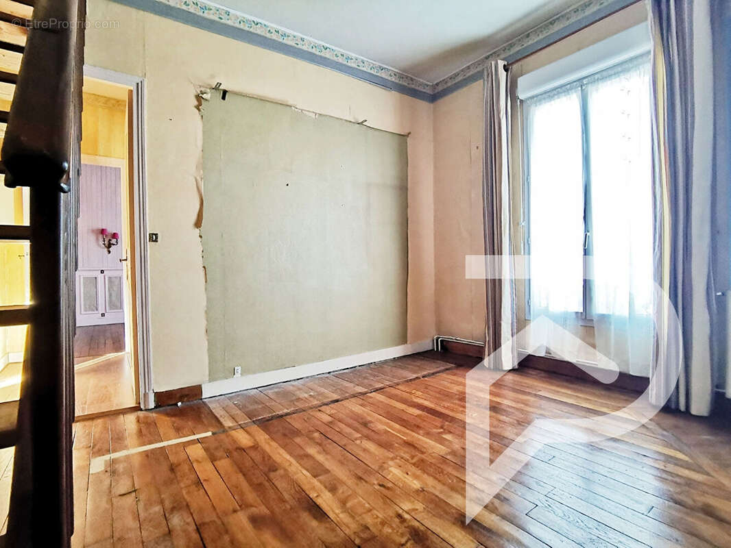 Maison à VITRY-SUR-SEINE