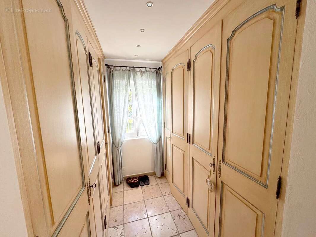 37mn cannes à speracedes vente villa individuelle sur terrain plat avec piscine - photo 12
