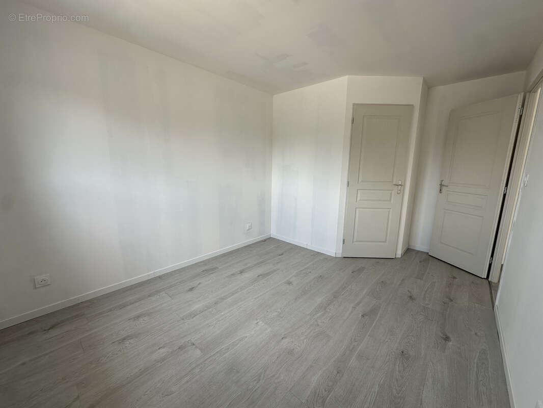 Maison neuve 3 chambres à 15 mn d'Houdan Accès rapide N12 et A13 - photo 4