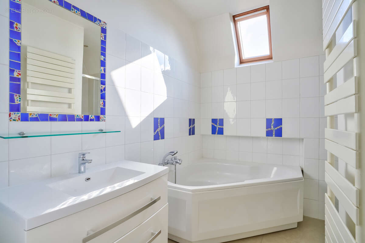 Maison à LE VESINET