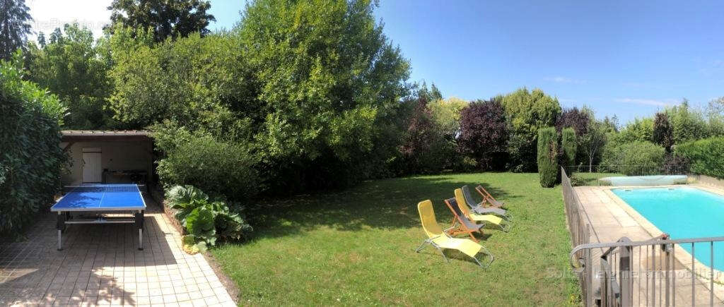 Maison de caractere et sa piscine - photo 16