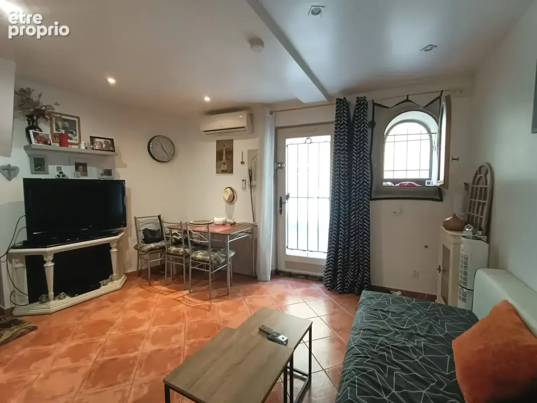 Maison à CAPESTANG