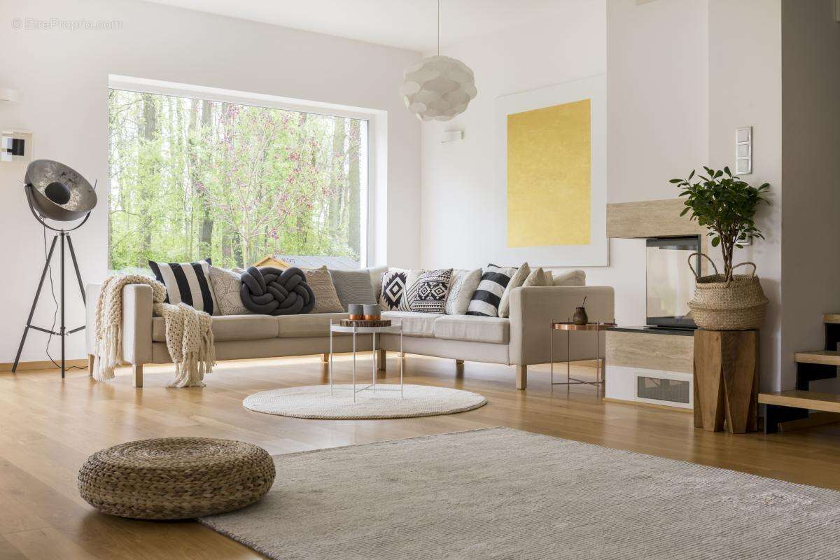 Appartement à DECINES-CHARPIEU