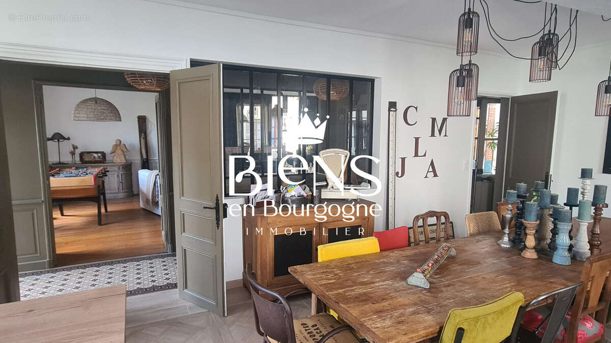 Maison à SEURRE