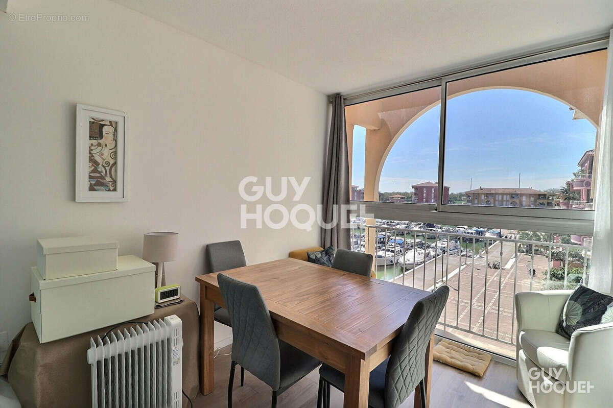 Appartement à LATTES