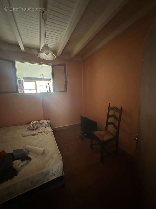 Maison à LA ROCHE-CHALAIS