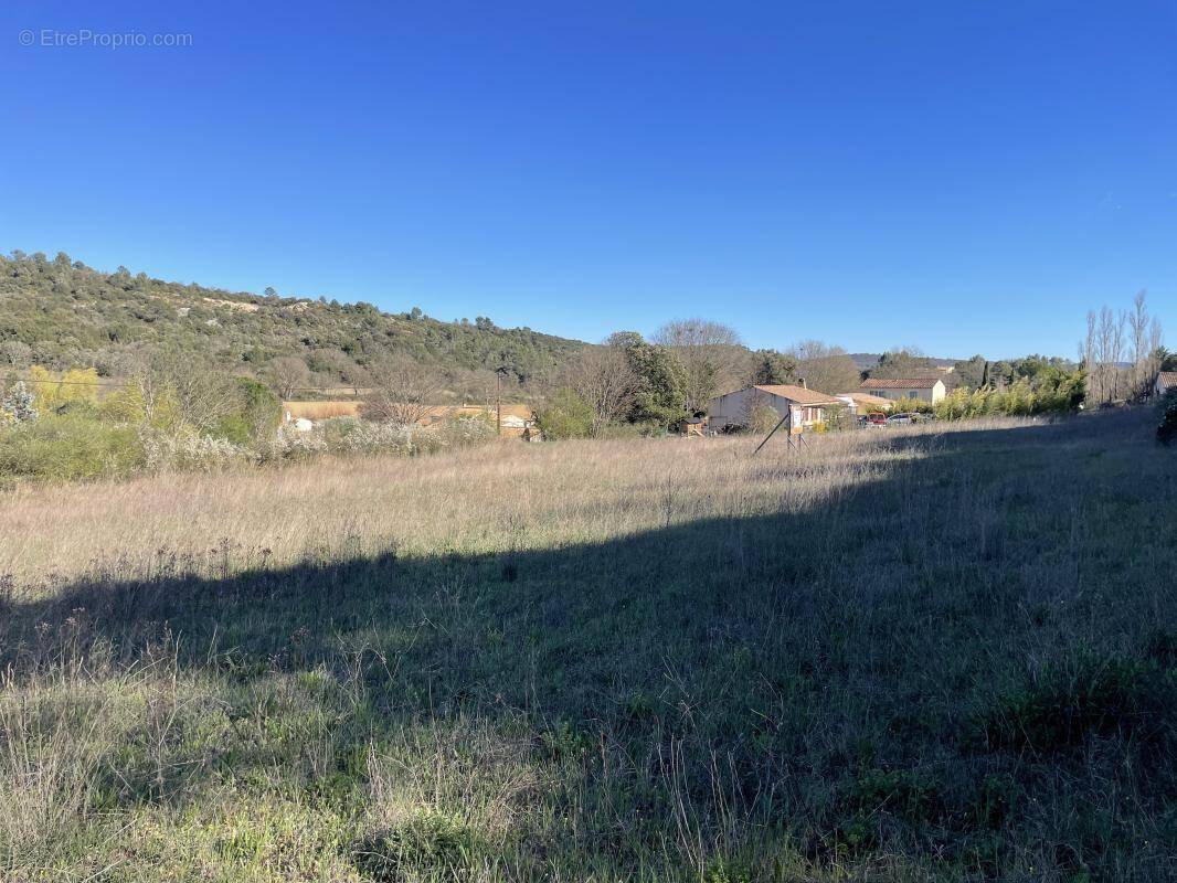 Terrain à GINASSERVIS