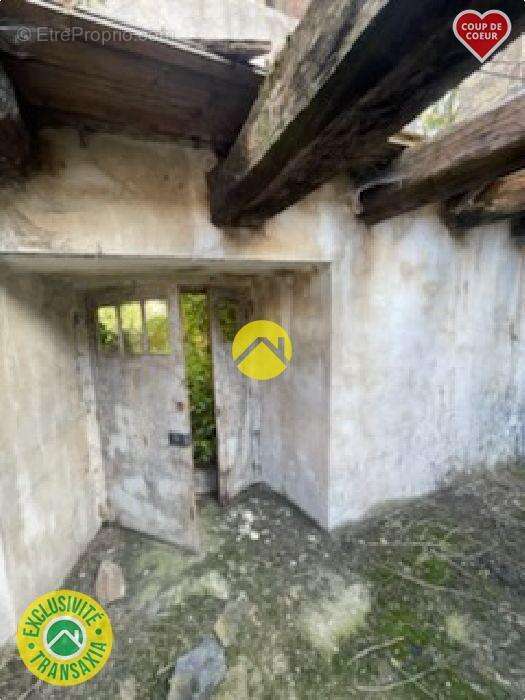 Maison 160 m² à Saint-Flour  - photo 12