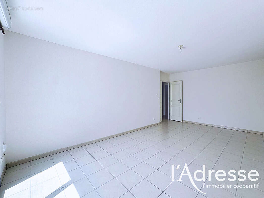 Exclusivité l'Adresse Immobilier - Tournefeuille - Apt T3 de 64.17m² avec 2 places de parking S.sol - photo 5